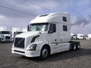 Седельный тягач 2009 Volvo VNL64T 780