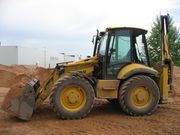 Экскаватор-погрузчик Komatsu WB93S-2